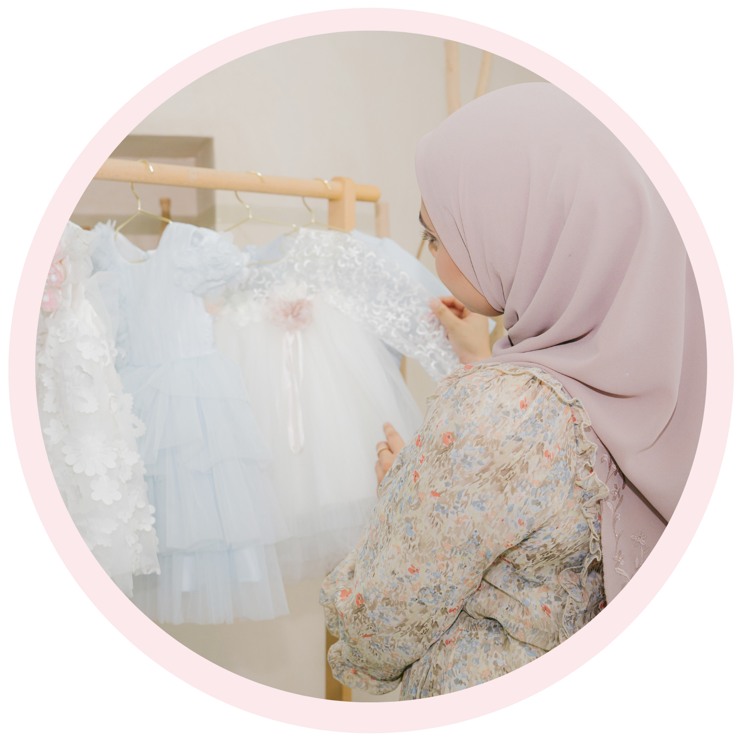 TinyTwirls Founder Image